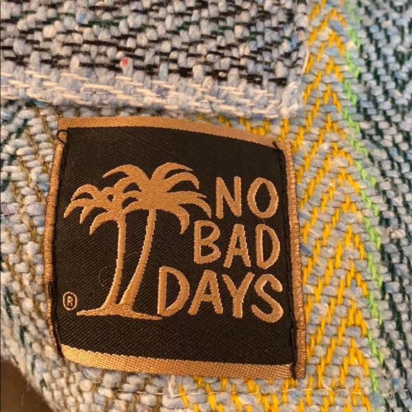 Women’s Poncho! - Picture 4 of 4